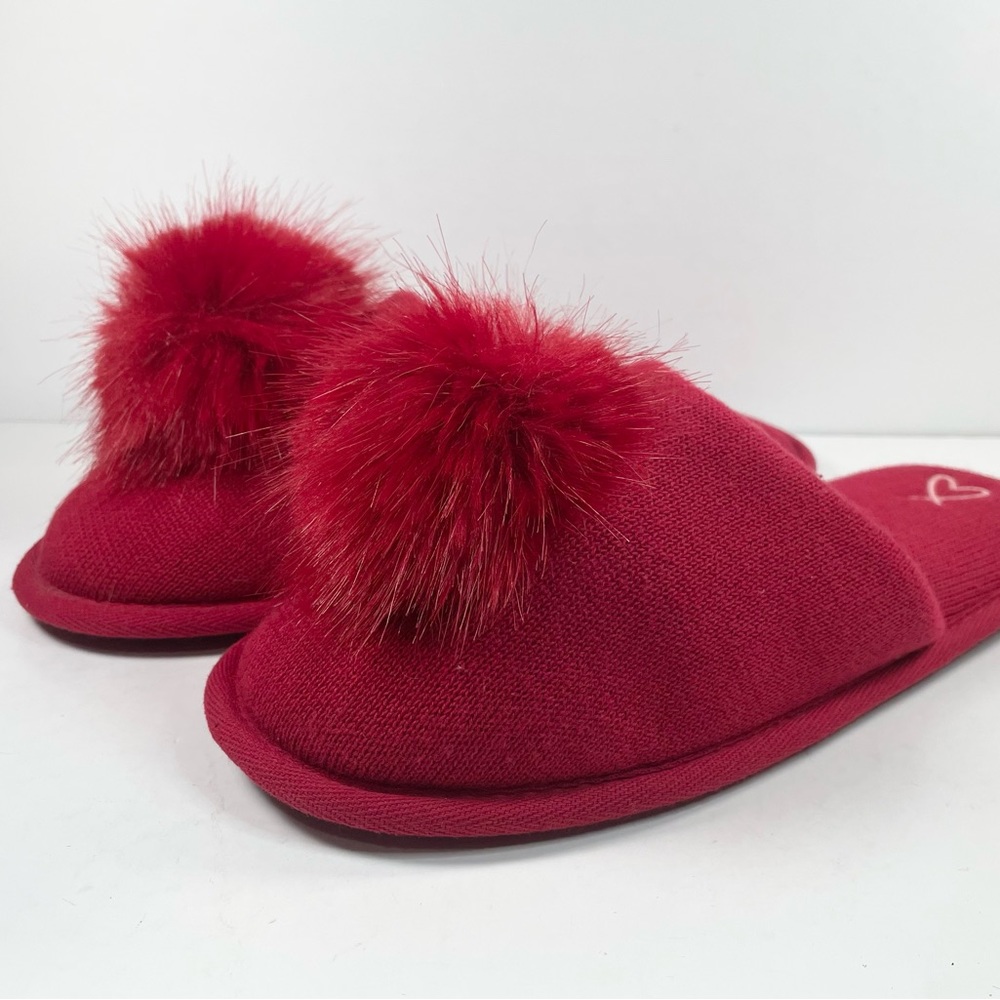 Victoria's Secret Knit Pom-pom‎ Pretty Slippers Size Medium